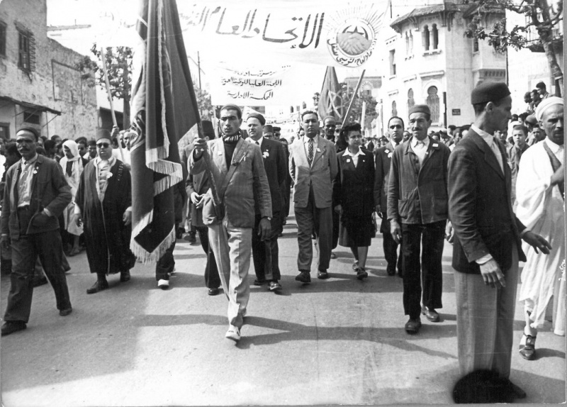 ملف:فرحات حشاد في احتفال 1ماي.jpg